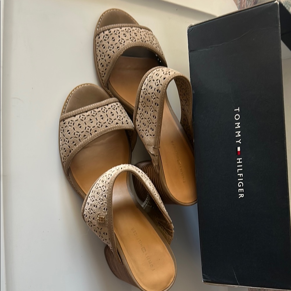 Tommy Hilfiger Beige Sandals